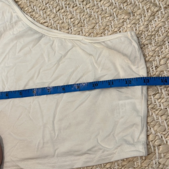 NWOT SUPER SOFT ONE SHOULDER CROP TOP - SIZE SMALL - Picture 10 of 10